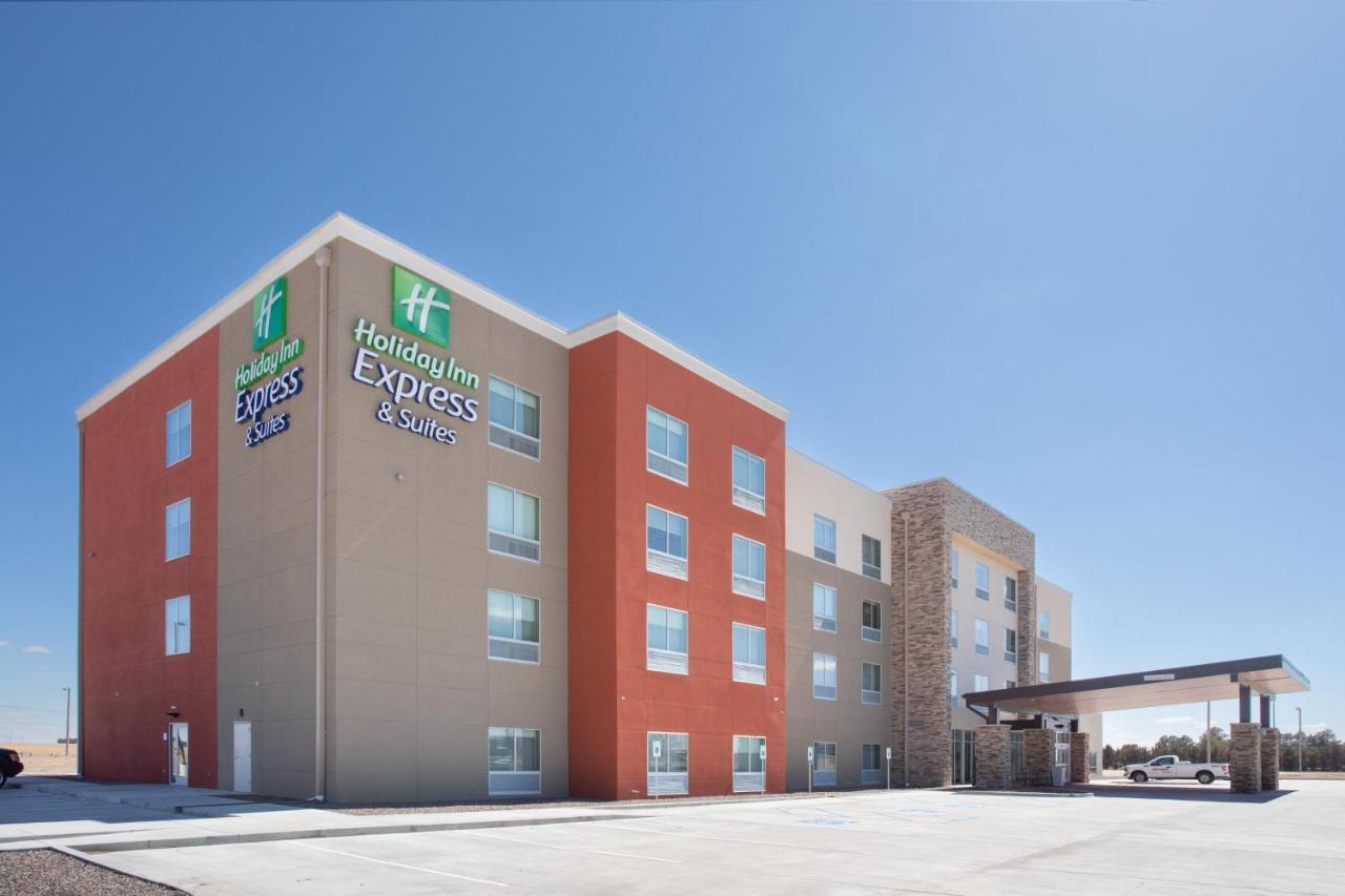 Holiday Inn Express & Suites - Goodland I-70 By Ihg Eksteriør bilde