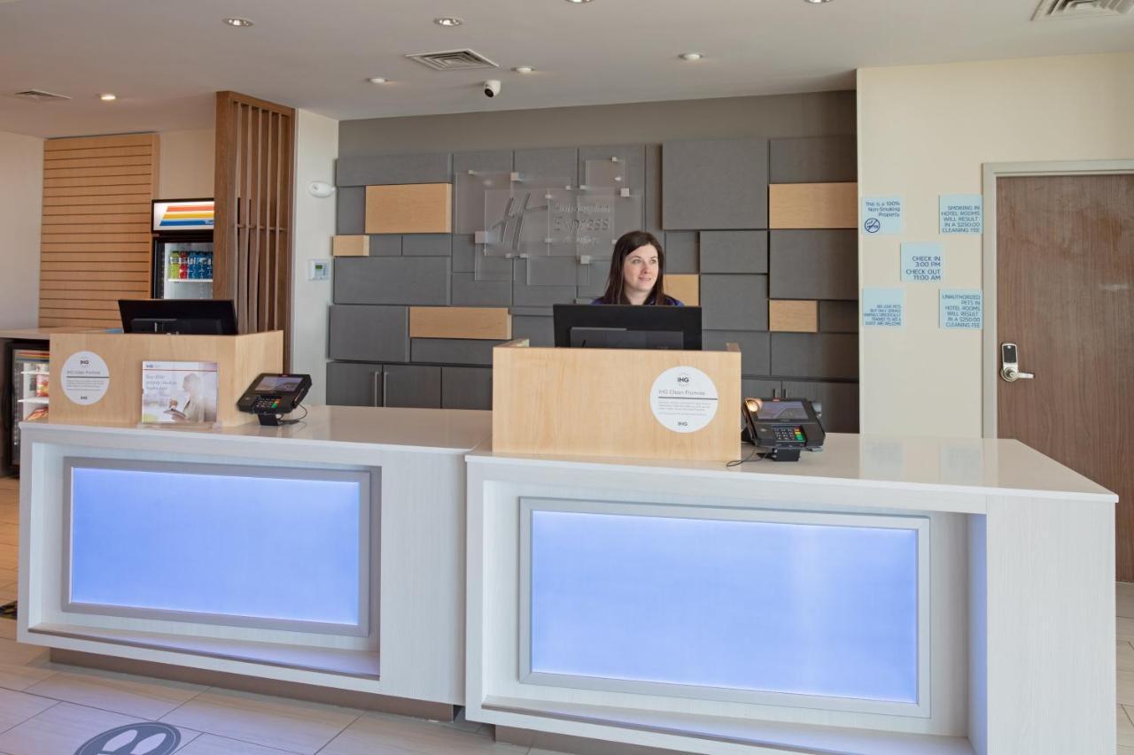 Holiday Inn Express & Suites - Goodland I-70 By Ihg Eksteriør bilde