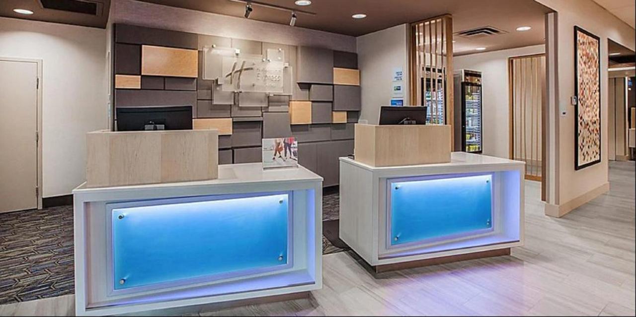 Holiday Inn Express & Suites - Goodland I-70 By Ihg Eksteriør bilde